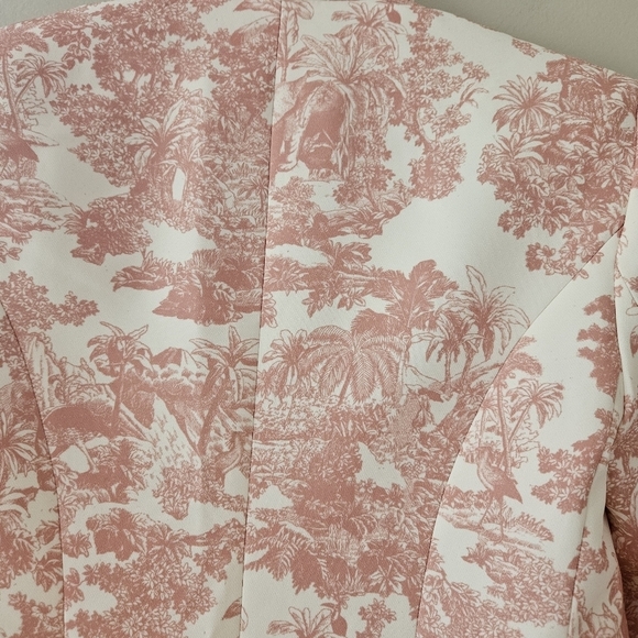 L'Agence Rose Tan Tropical Toile Print Brooke Blazer - Picture 9 of 12